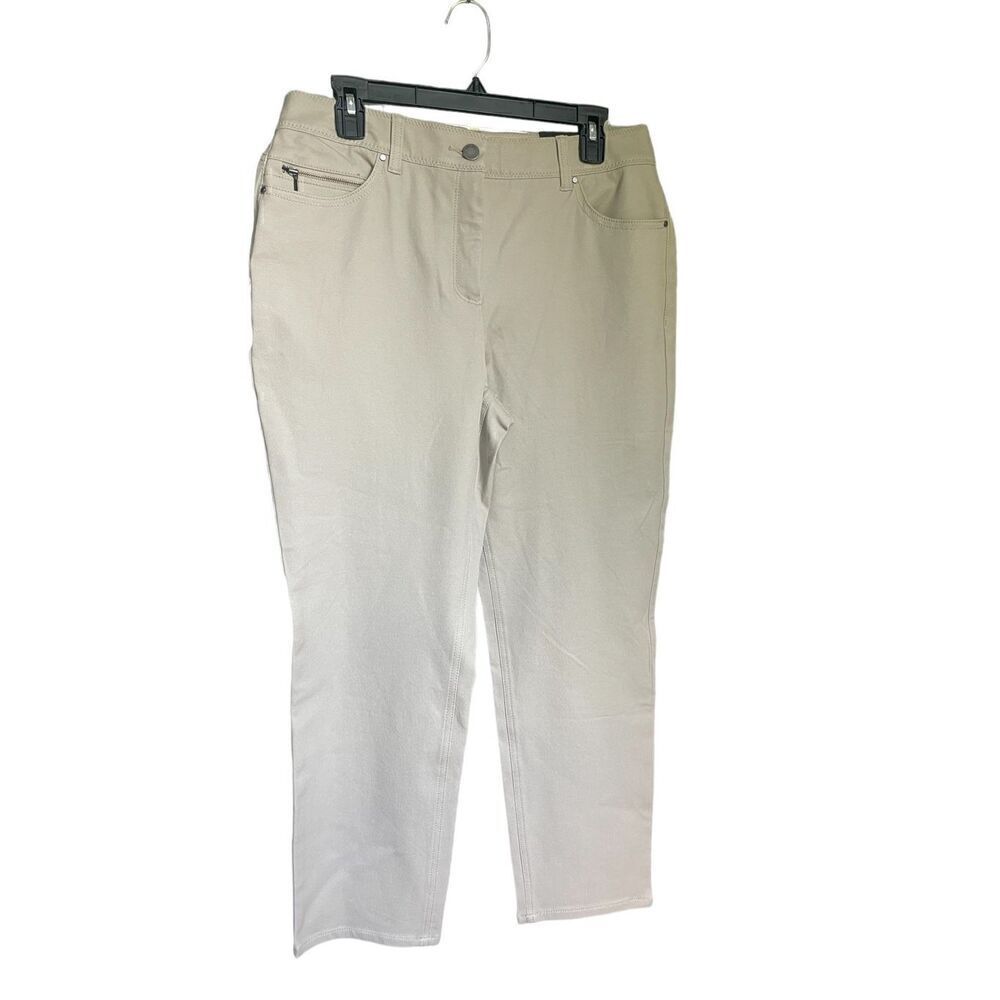 NWT Chicos The So Slimming Ankle Courtney Jeans Pants Tan Size 1.5 (10)